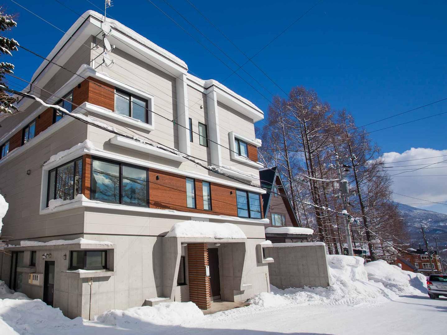 Yutaka Townhouse Villa โอมาการิ ภายนอก รูปภาพ